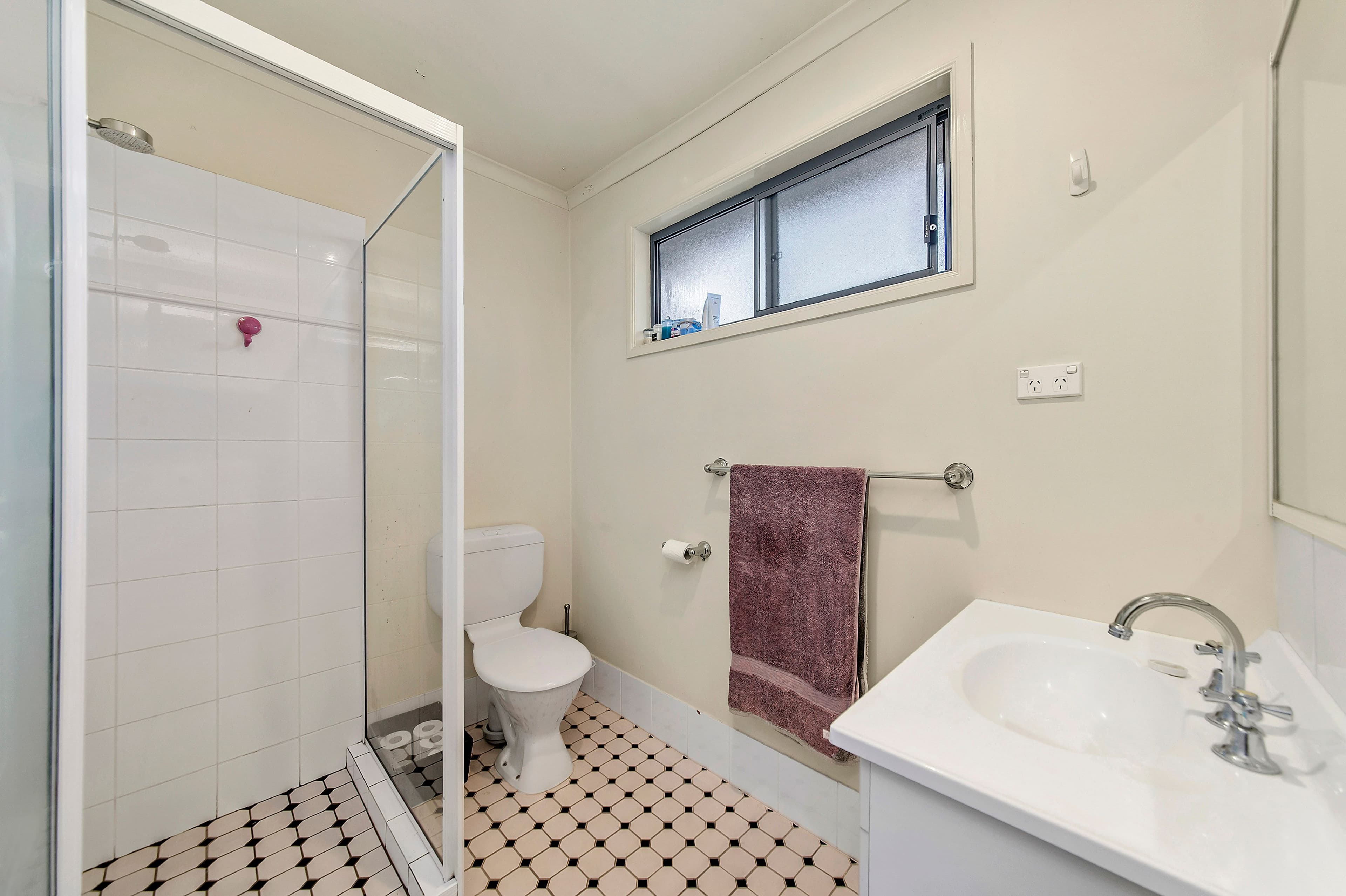 15 Wanliss Street, Latham ACT 2615, Latham - Thumbnail 6