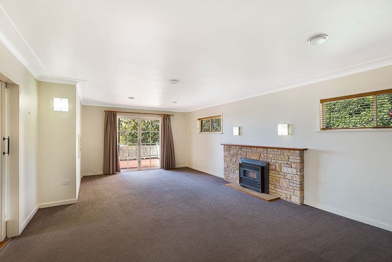 16 Ferguson Street, Mount Lofty QLD 4350, Mount Lofty - Thumbnail 3