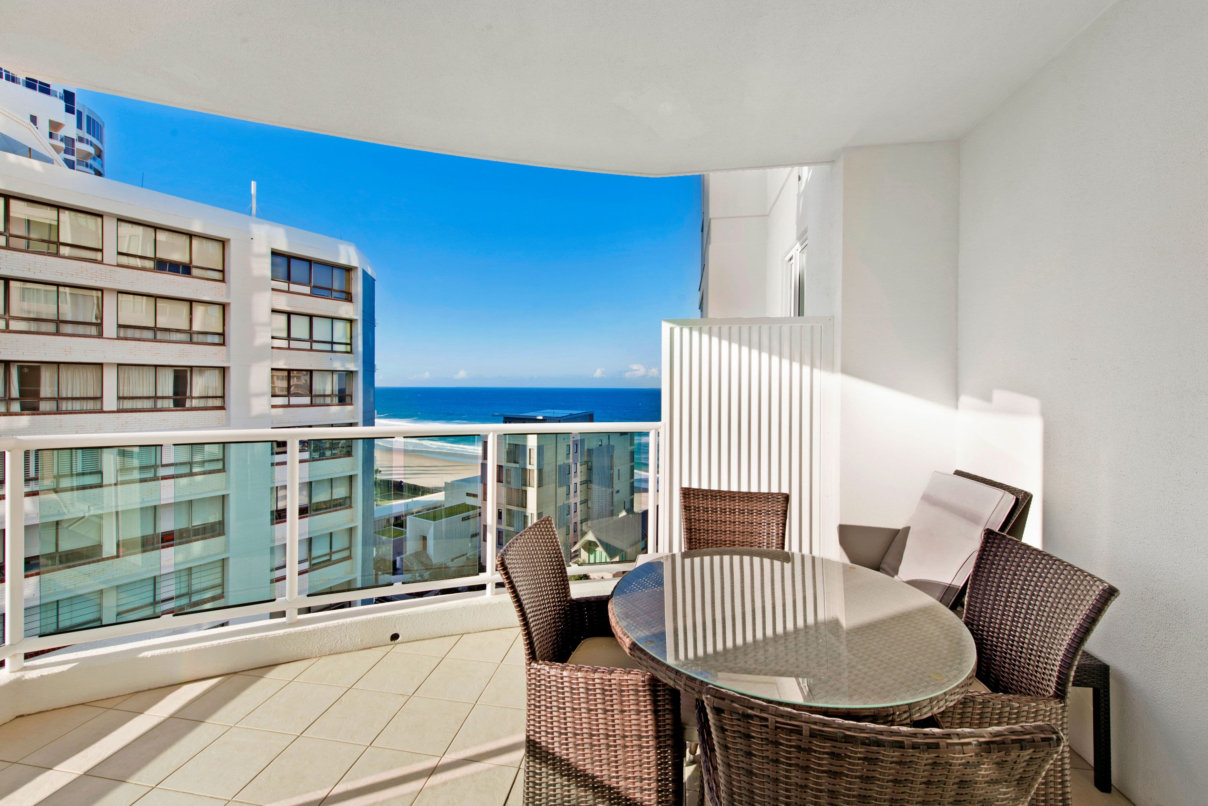 5 Woodroffe Avenue, Main Beach QLD 4217, Main Beach - Thumbnail 3
