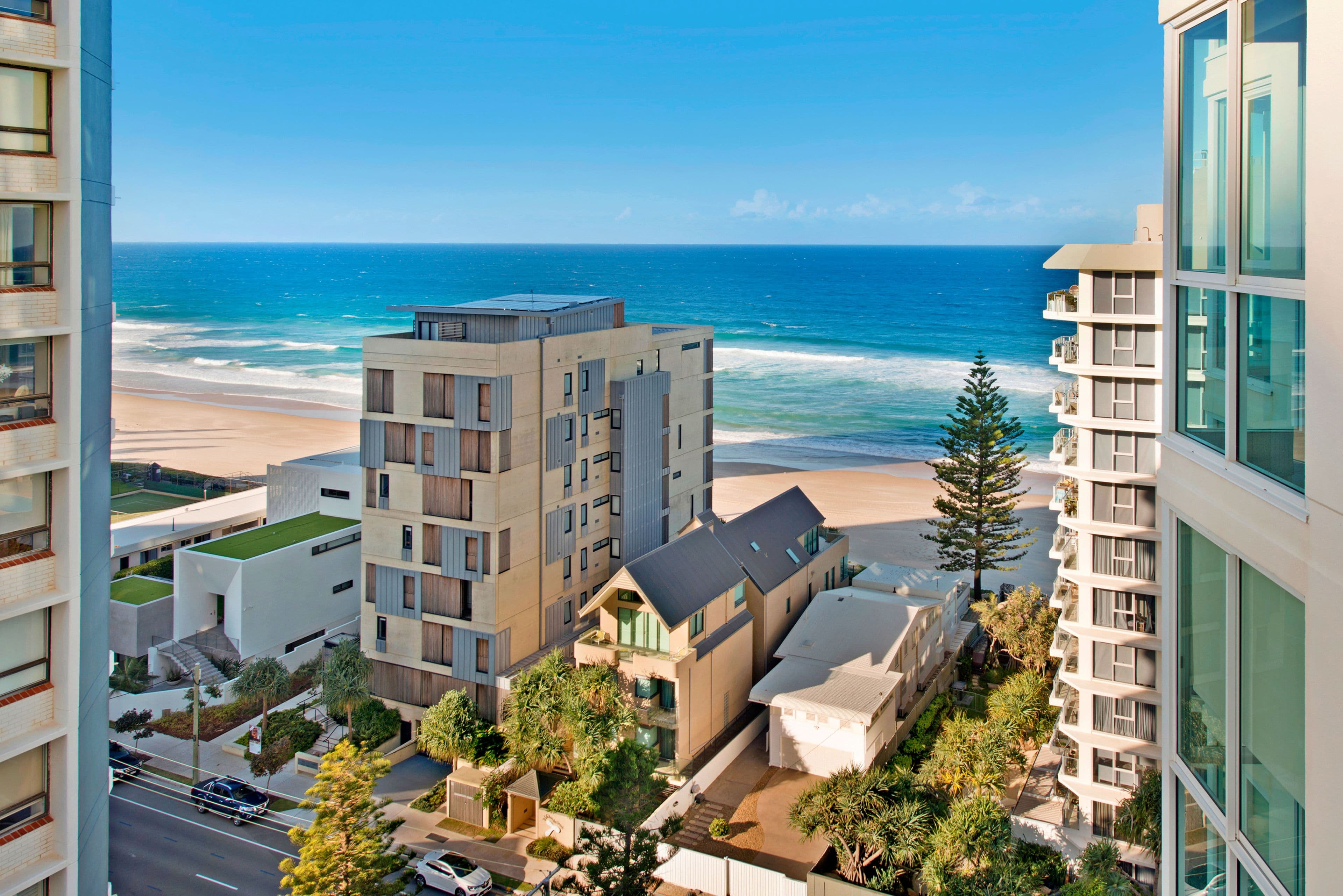 5 Woodroffe Avenue, Main Beach QLD 4217, Main Beach - Thumbnail 4