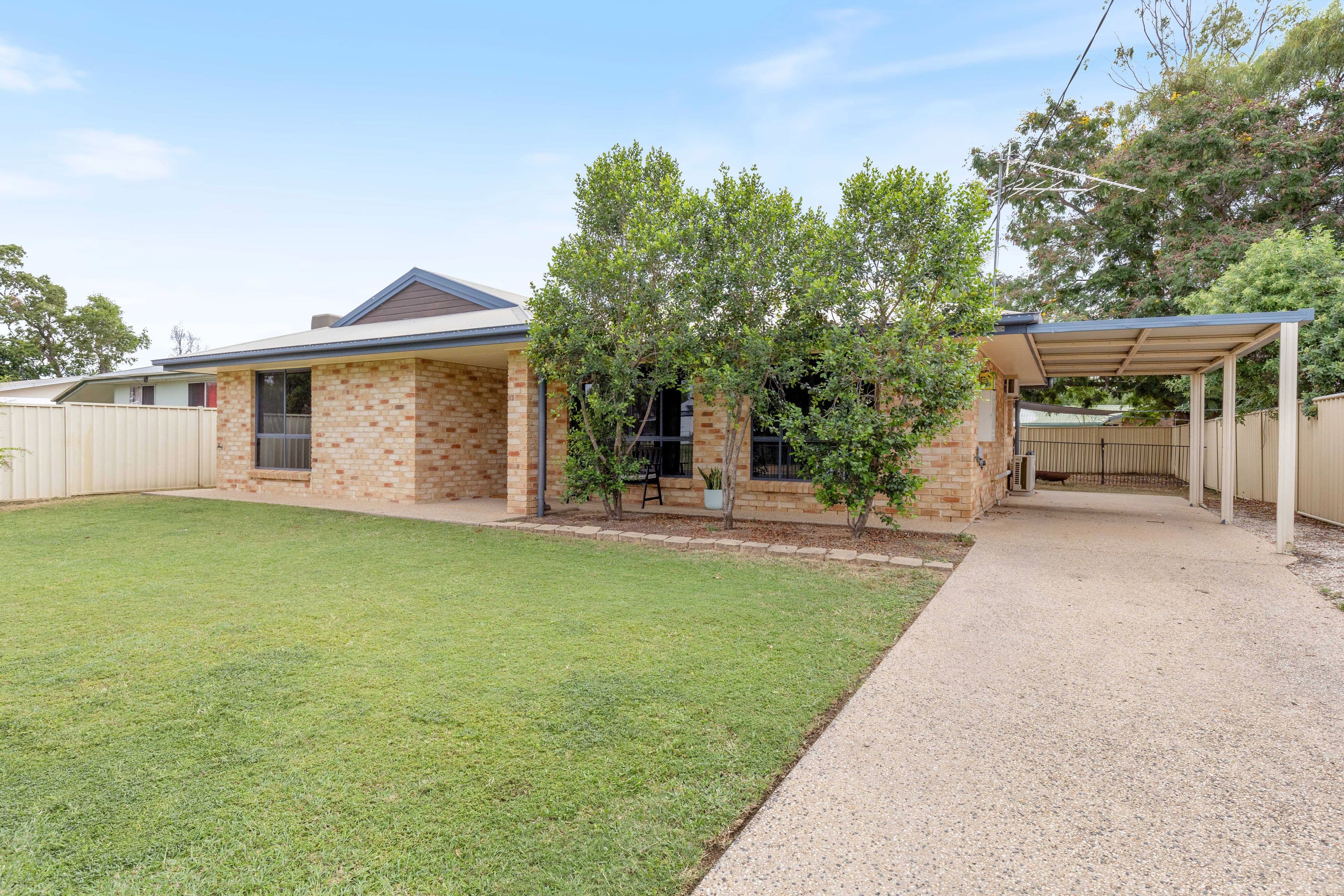 10 Wilby Place, Emerald QLD 4720, Emerald - Image 1