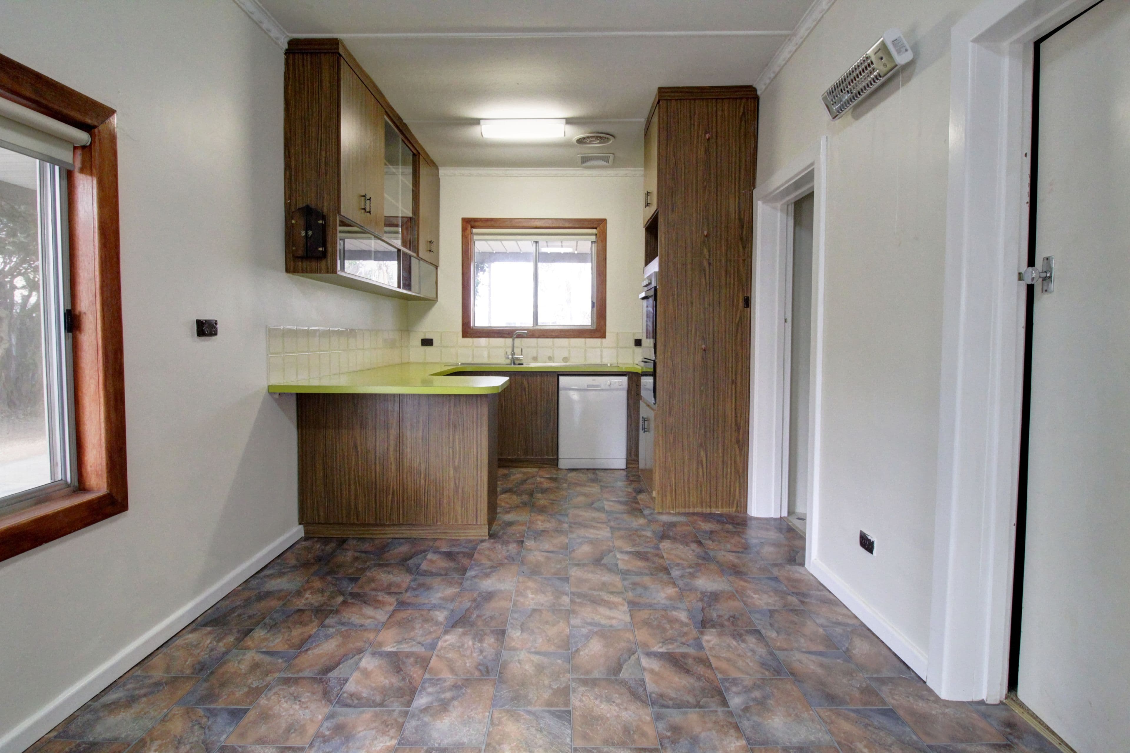 7 Eringa Avenue, Loxton SA 5333, Loxton - Thumbnail 6