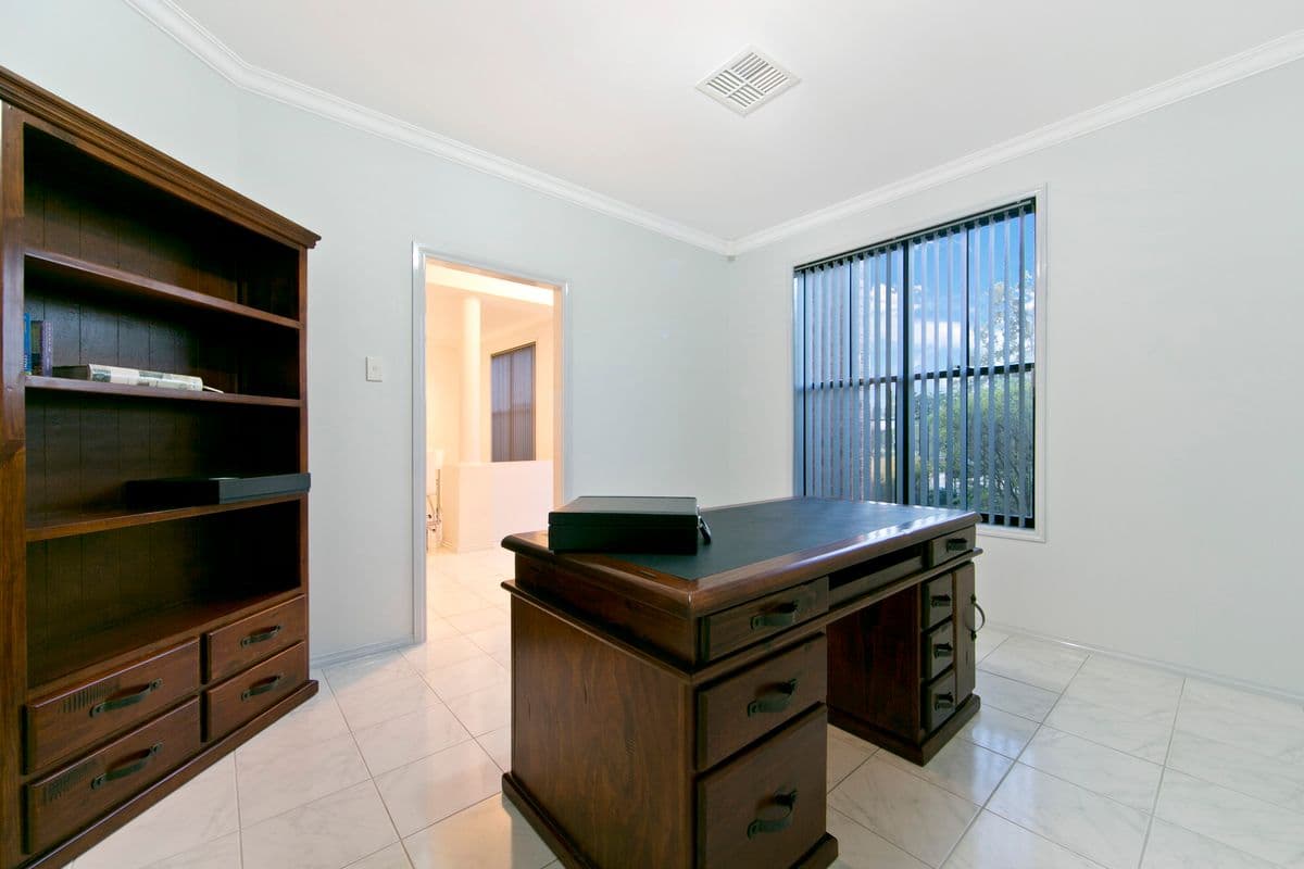 6 Blue Wren Circuit, MAWSON LAKES SA 5095, Mawson Lakes - Thumbnail 3