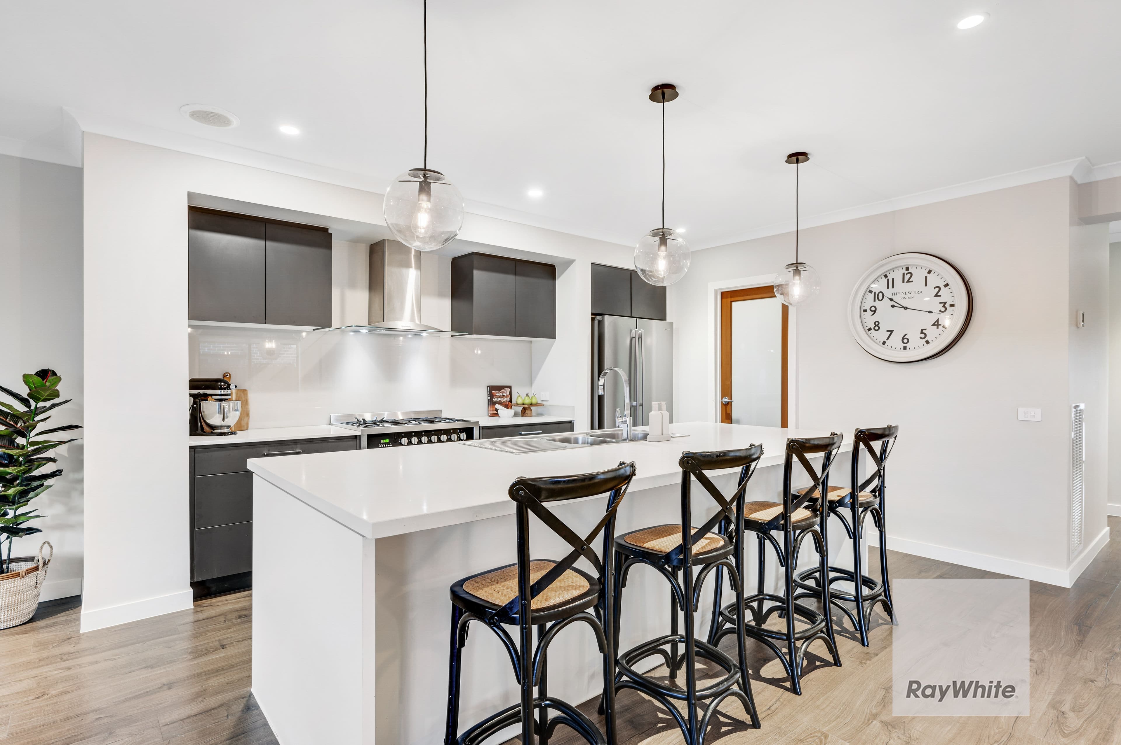4 Cassara Way, Greenvale VIC 3059, Greenvale - Thumbnail 5