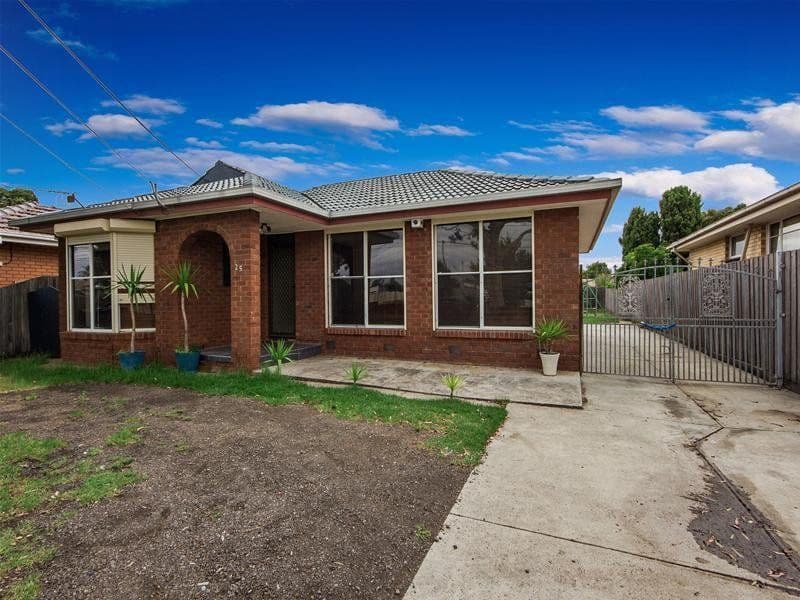 25 Grace Street, St Albans VIC 3021, St Albans - Image 1