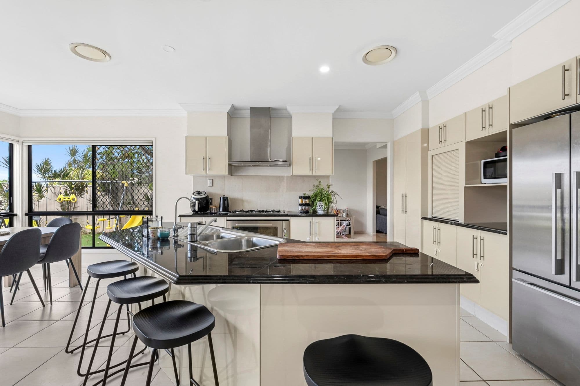 1 Viewridge Way, Molendinar QLD 4214, Molendinar - Thumbnail 5