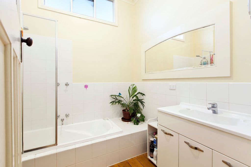 11 Haymes Crescent, Golden Point VIC 3350, Golden Point - Thumbnail 5
