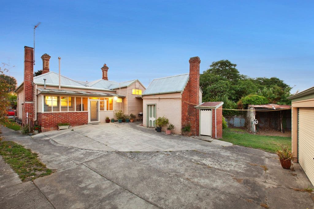 11 Haymes Crescent, Golden Point VIC 3350, Golden Point - Thumbnail 7
