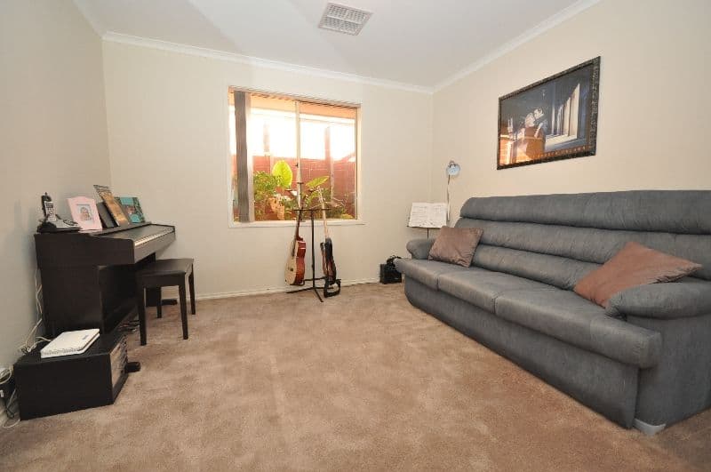 14 Christine Circuit, CRAIGMORE SA 5114, Craigmore - Thumbnail 4