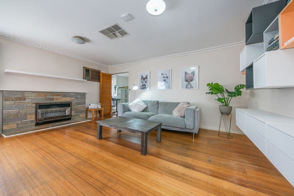 13 Harker Street, Sunbury VIC 3429, Sunbury - Thumbnail 8