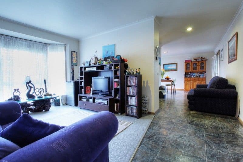 17 Gilligans Court, ROWVILLE VIC 3178, Rowville - Thumbnail 2