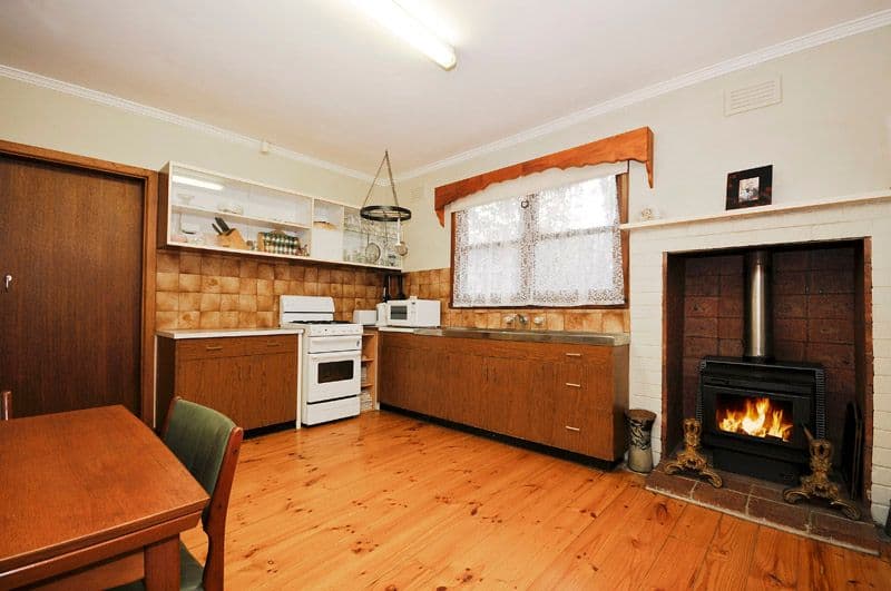 2 Nelson Street, FERNTREE GULLY VIC 3156, Ferntree Gully - Thumbnail 3