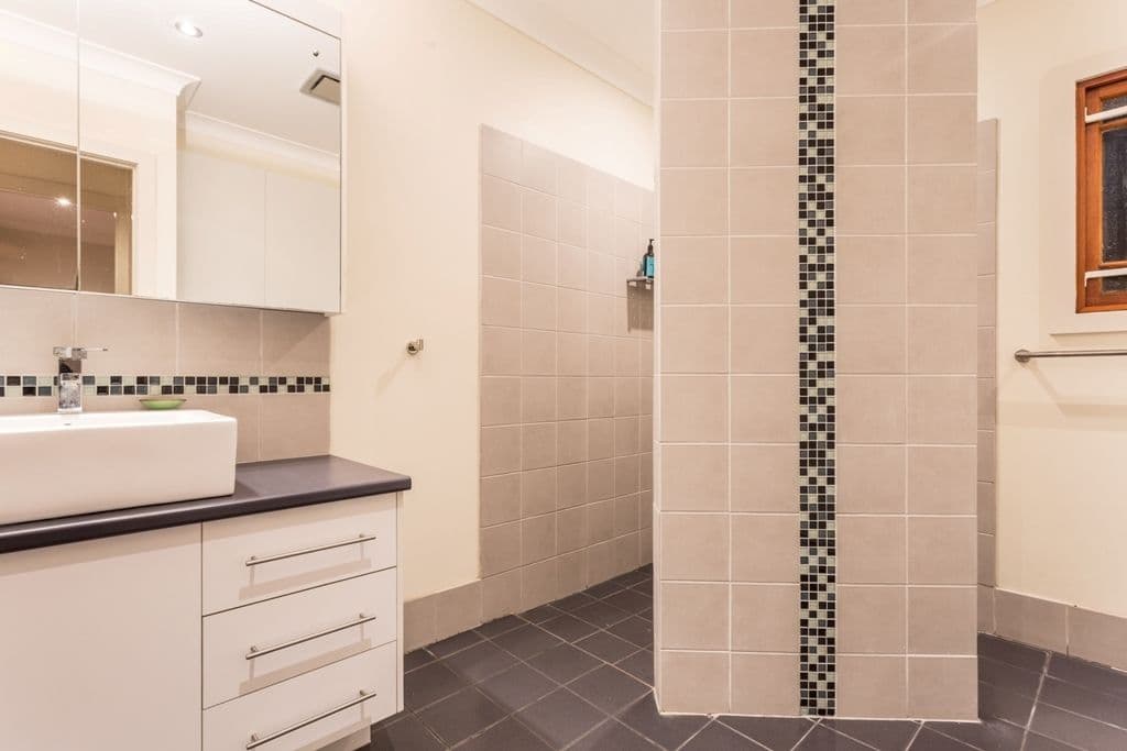 11 Prince Street, GRANGE QLD 4051, Grange - Thumbnail 8