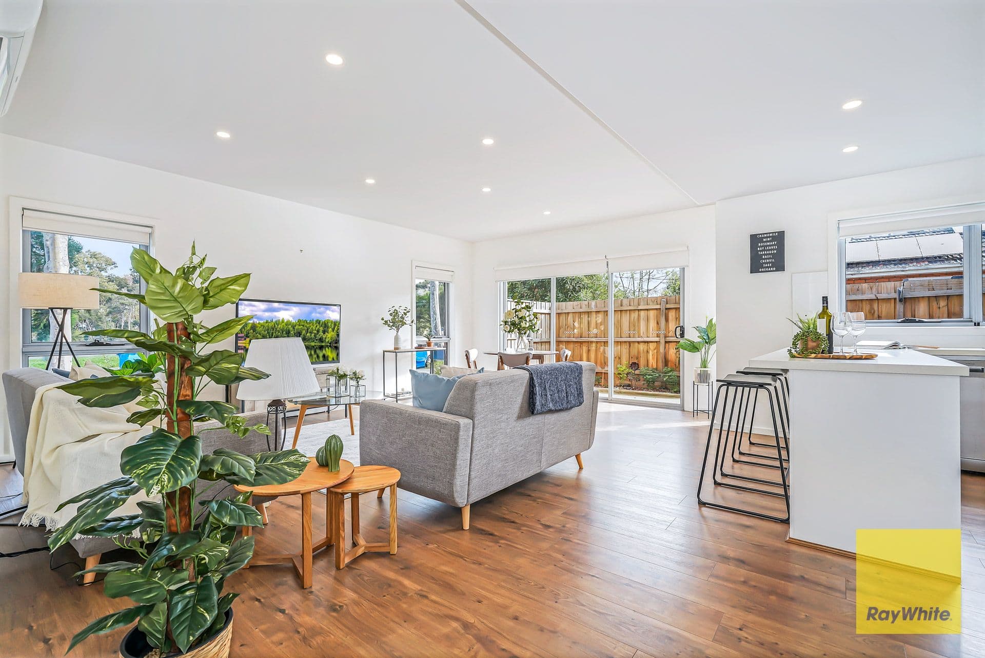 194 Princes Highway, Hallam VIC 3803, Hallam - Thumbnail 2