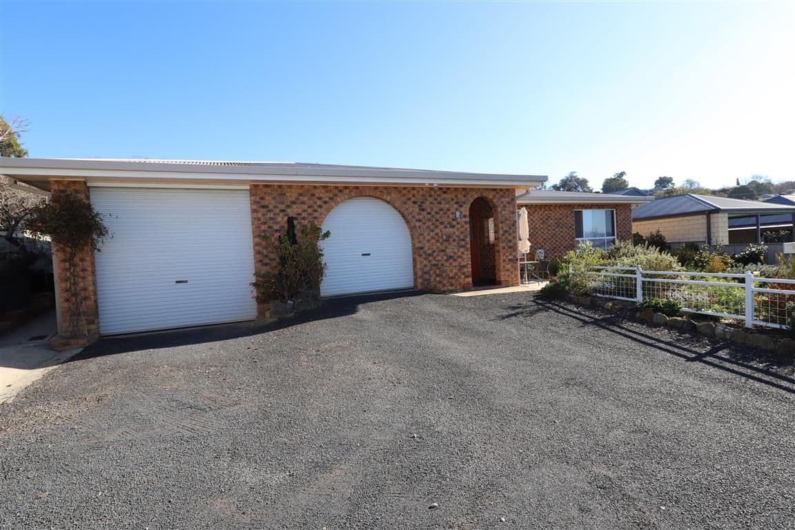 9 Kaleema Crescent, Tumut NSW 2720, Tumut - Image 1