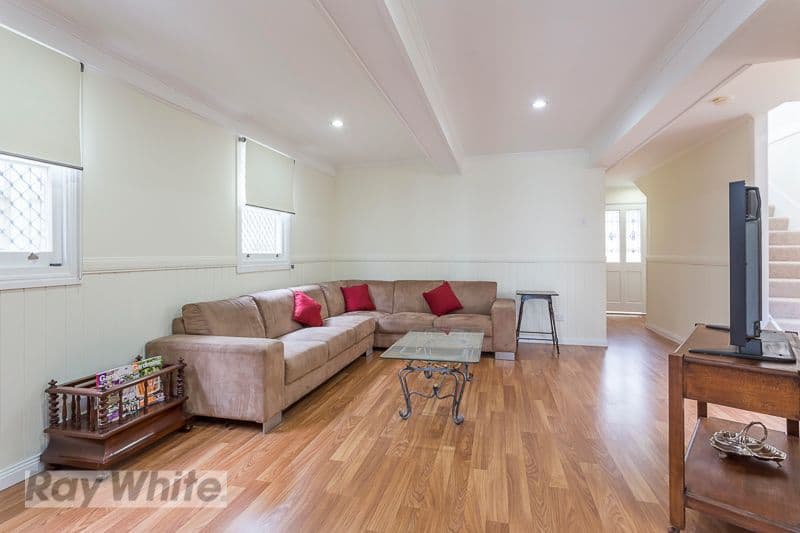 17 Wellstead Avenue, COORPAROO QLD 4151, Coorparoo - Image 1
