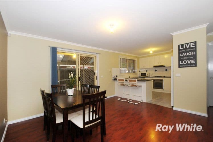 13 Glenaire Crescent, CRANBOURNE WEST VIC 3977, Cranbourne West - Thumbnail 7