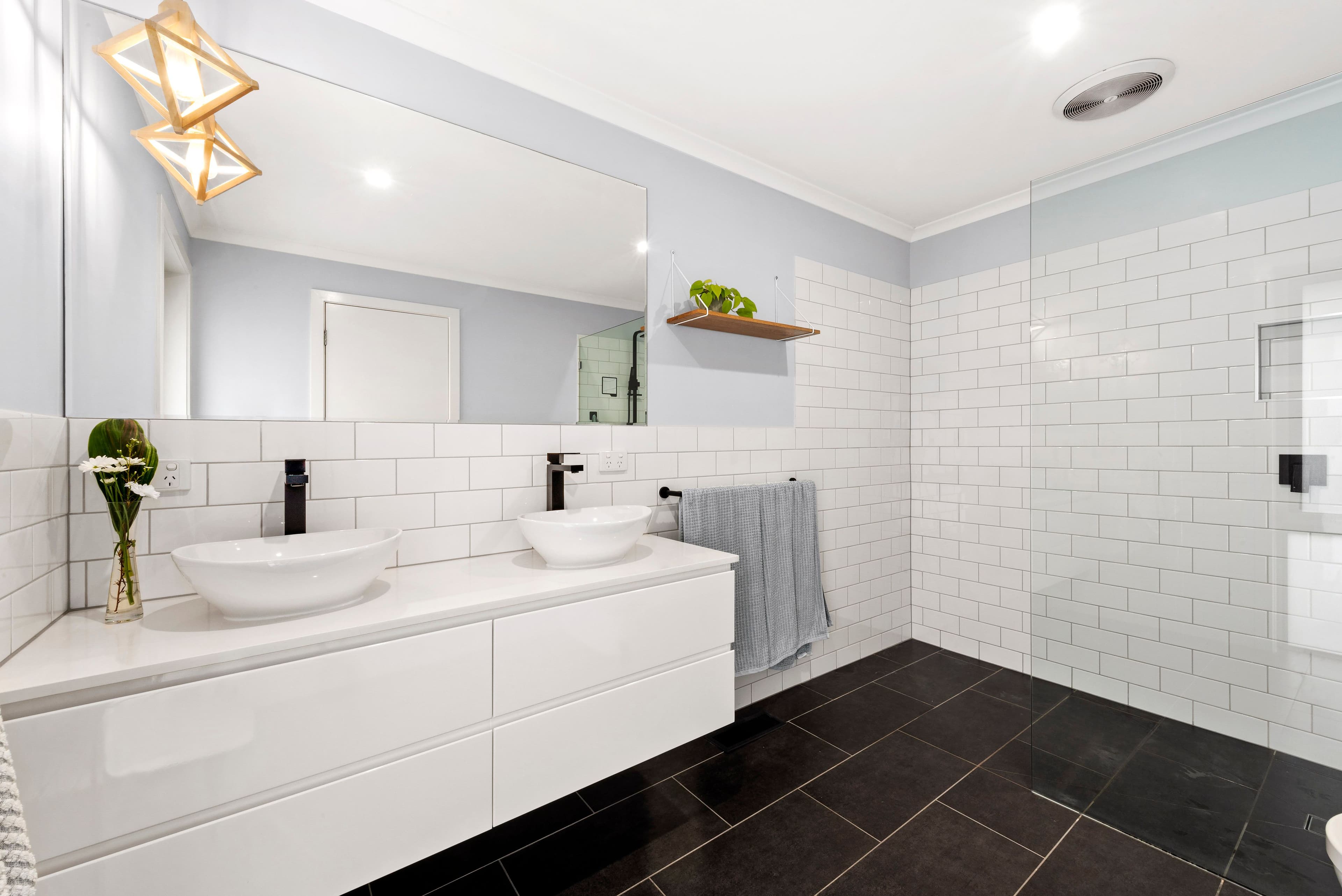 16 Sullivan Avenue, Lysterfield VIC 3156, Lysterfield - Thumbnail 6