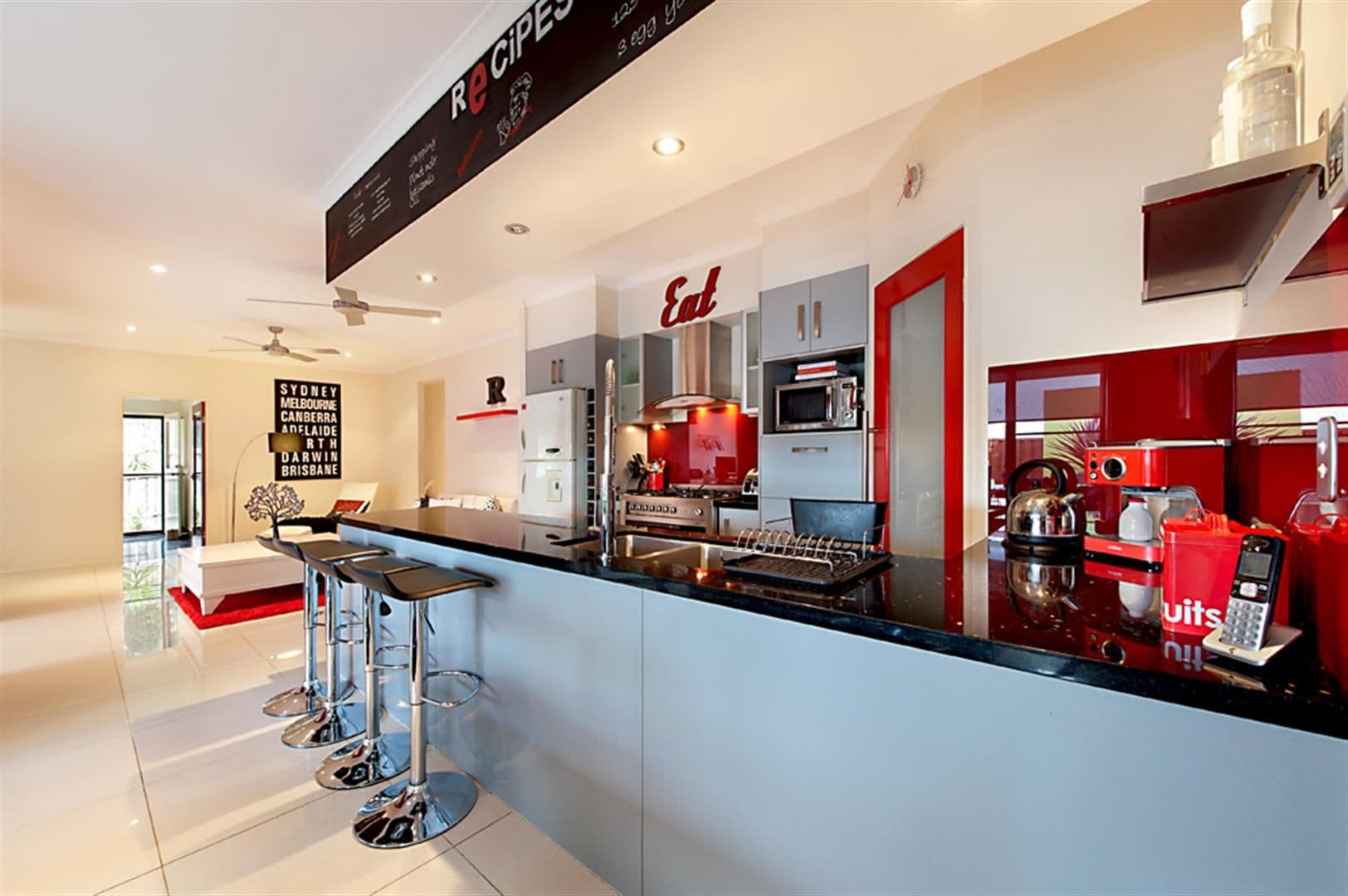 6 Phaeton Street, UPPER COOMERA QLD 4209, Upper Coomera - Thumbnail 3