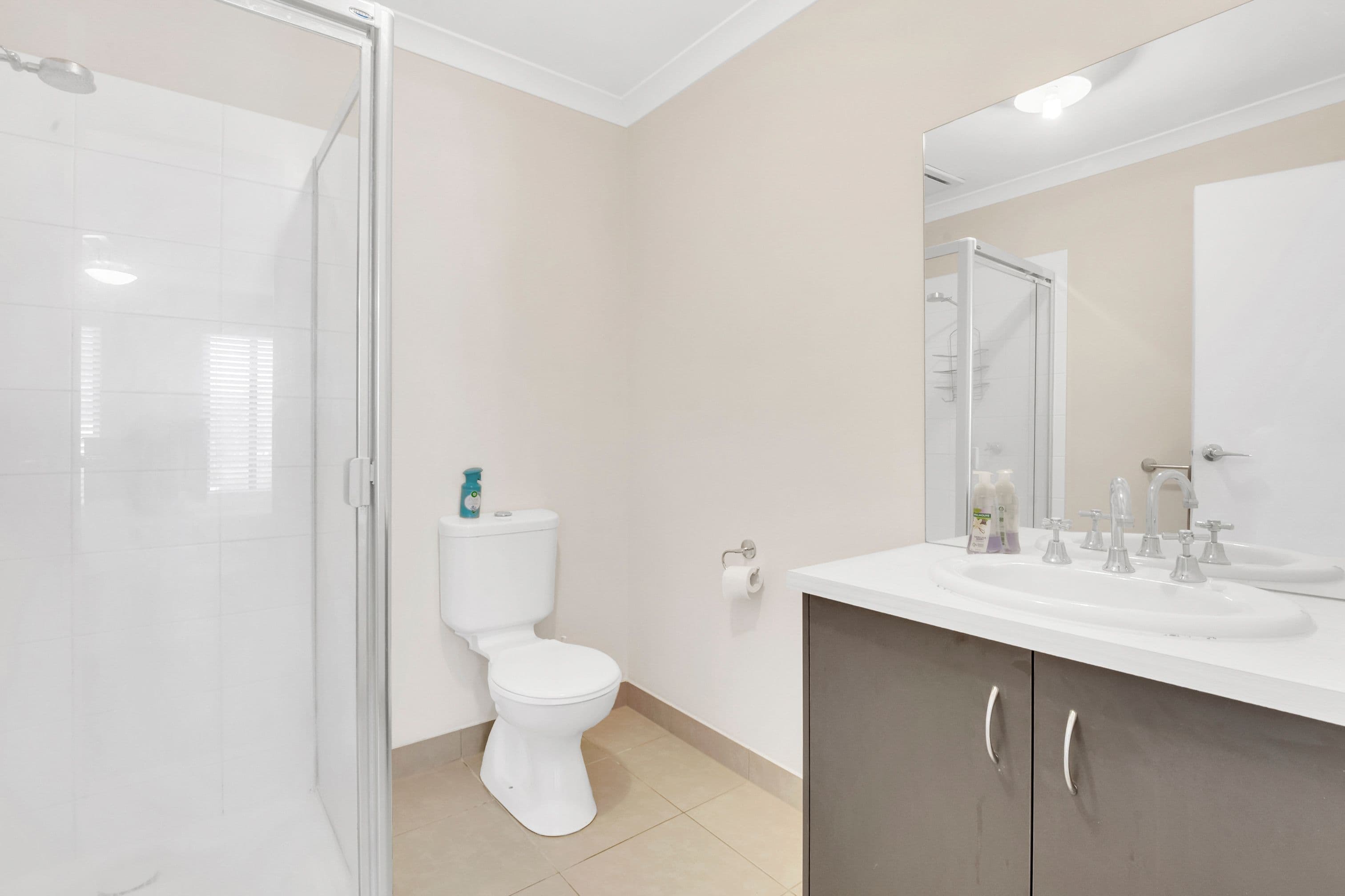 102 Golf View Drive, Craigieburn VIC 3064, Craigieburn - Thumbnail 3