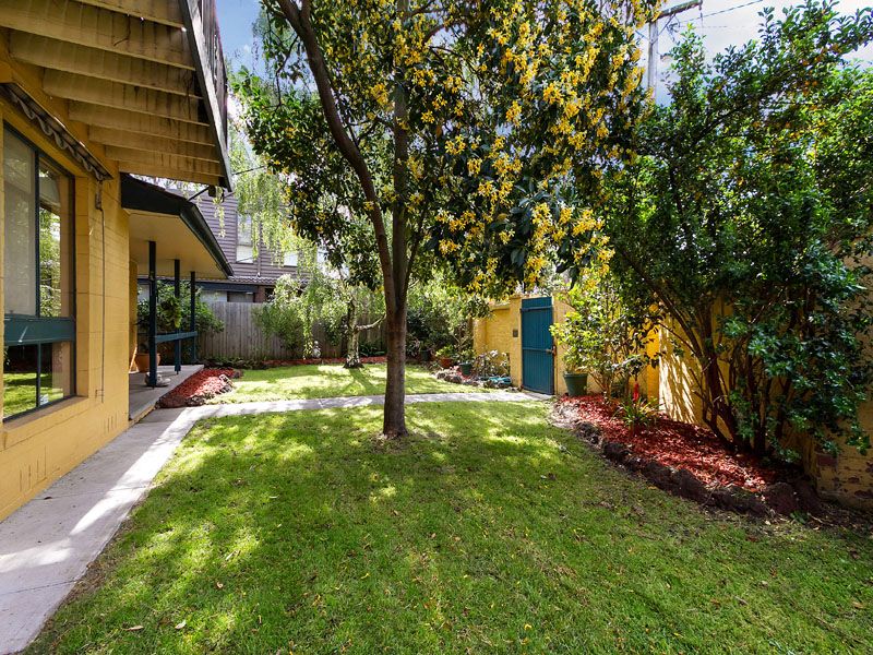 6 Metung Court, DINGLEY VILLAGE VIC 3172, Dingley Village - Thumbnail 2