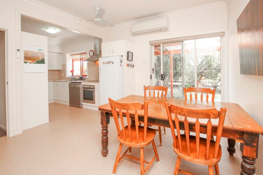 8 Main Avenue South, Merbein VIC 3505, Merbein - Thumbnail 8