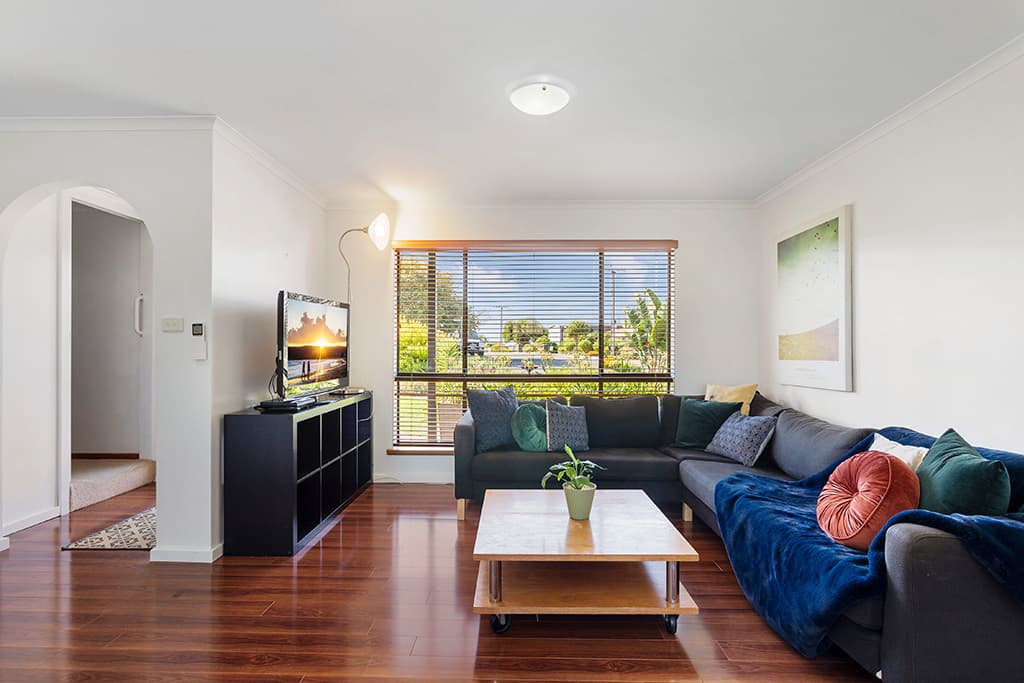 31 Dundalk Avenue, McCracken - Thumbnail 2
