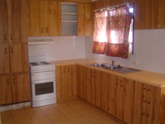 50 Amersham Street, KIPPA-RING QLD 4021, Kippa-Ring - Thumbnail 3