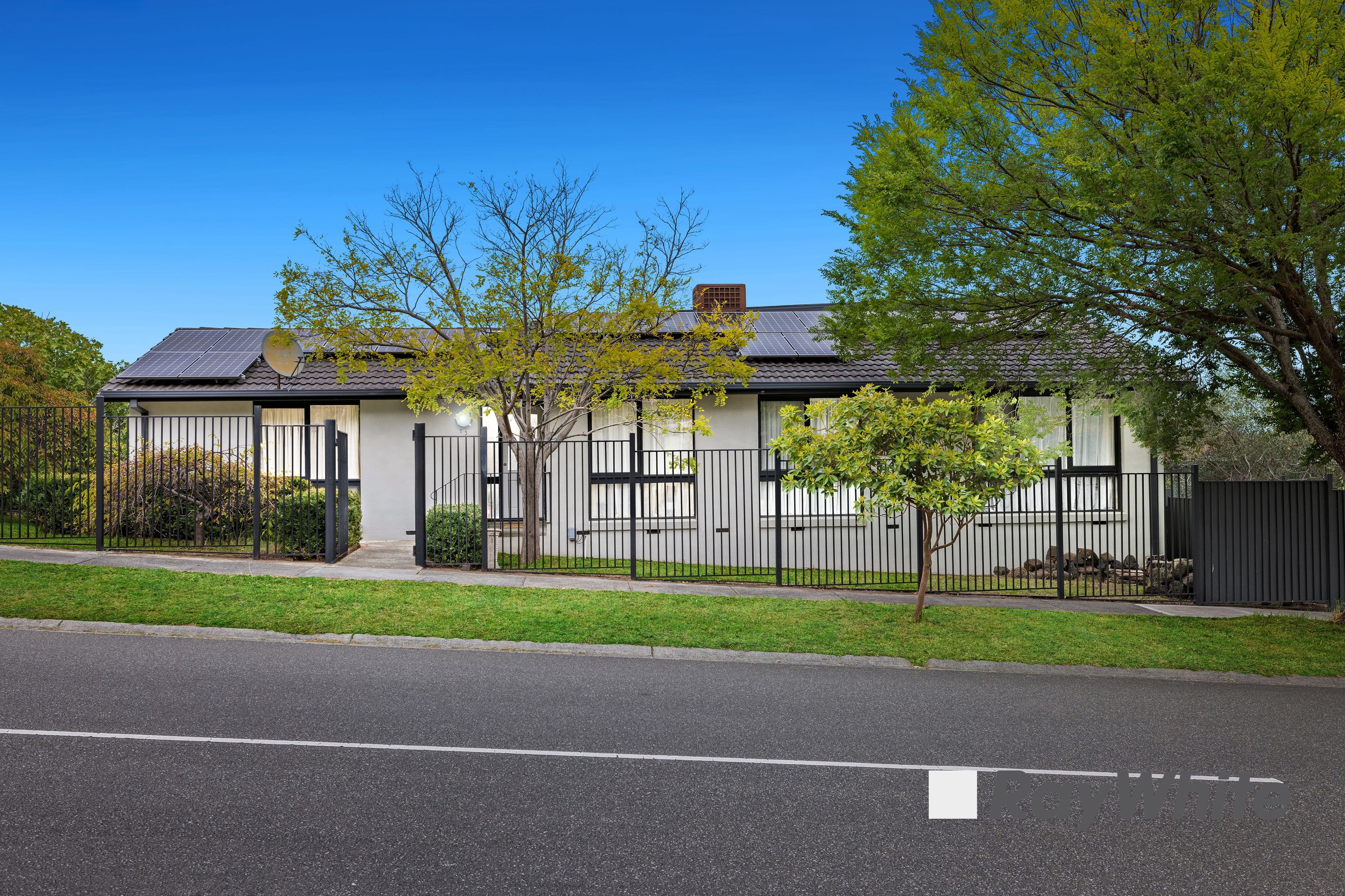 20 Denway Grove, Norwood, Norwood - Image 1