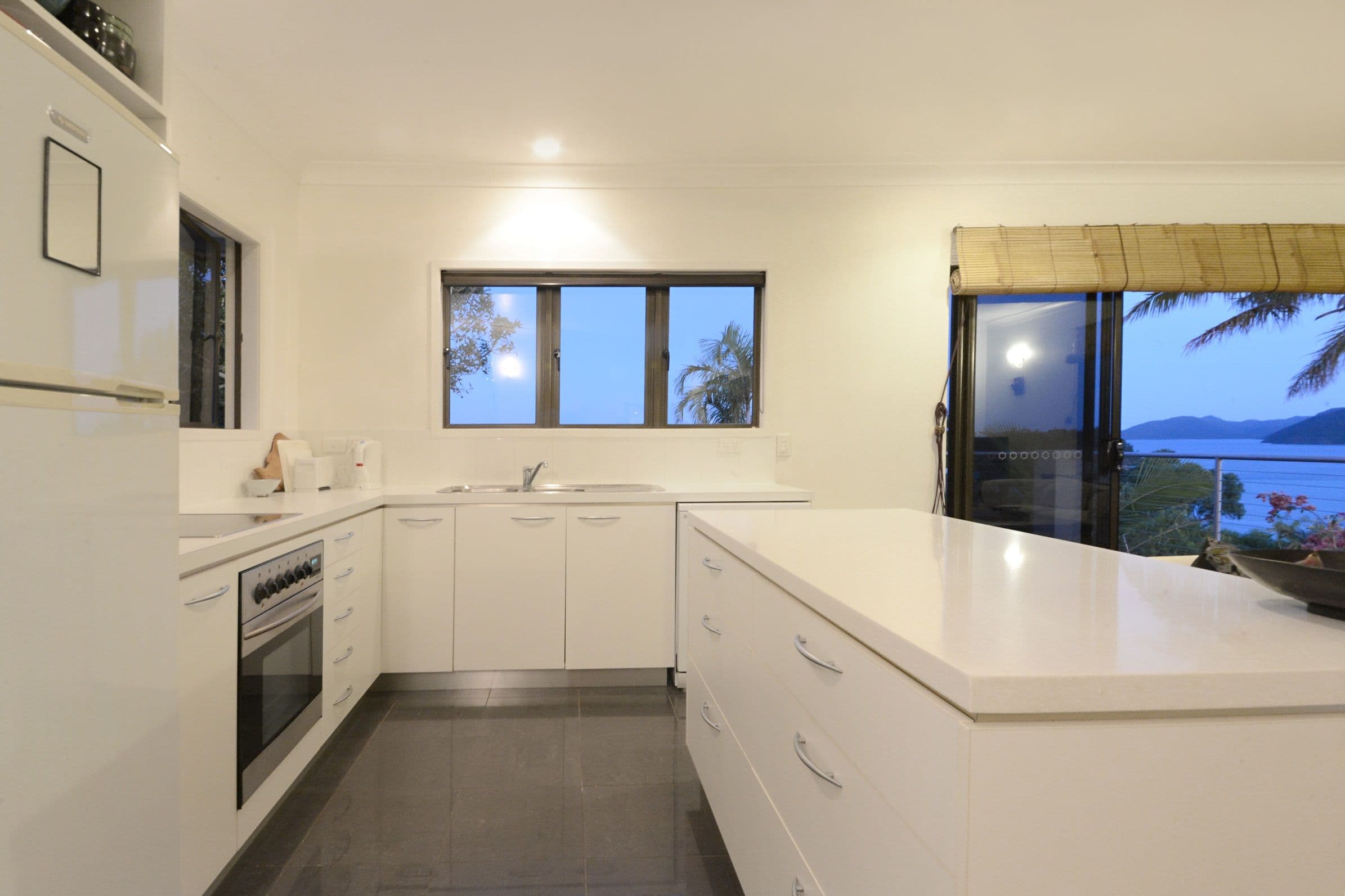 6 Shutehaven Close, Shute Harbour QLD 4802, Shute Harbour - Thumbnail 7
