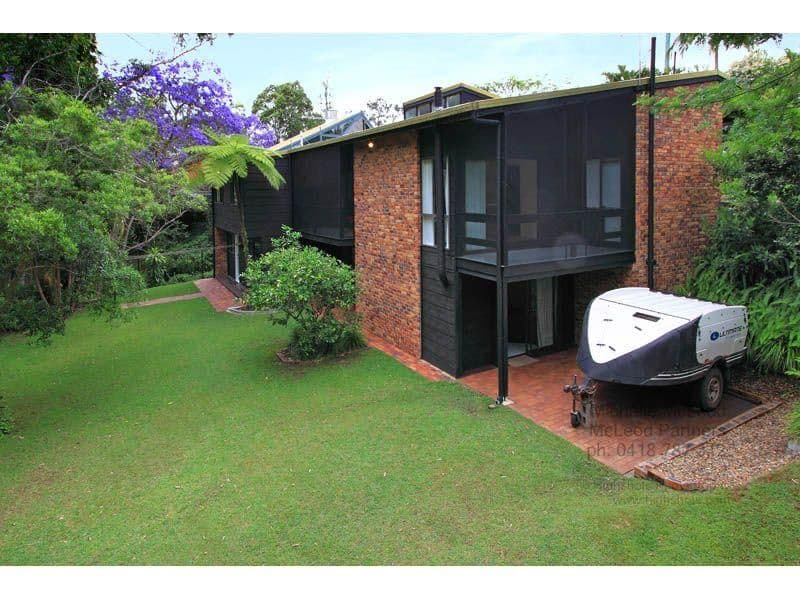 69 Chapel Hill Road, CHAPEL HILL QLD 4069, Chapel Hill - Thumbnail 2