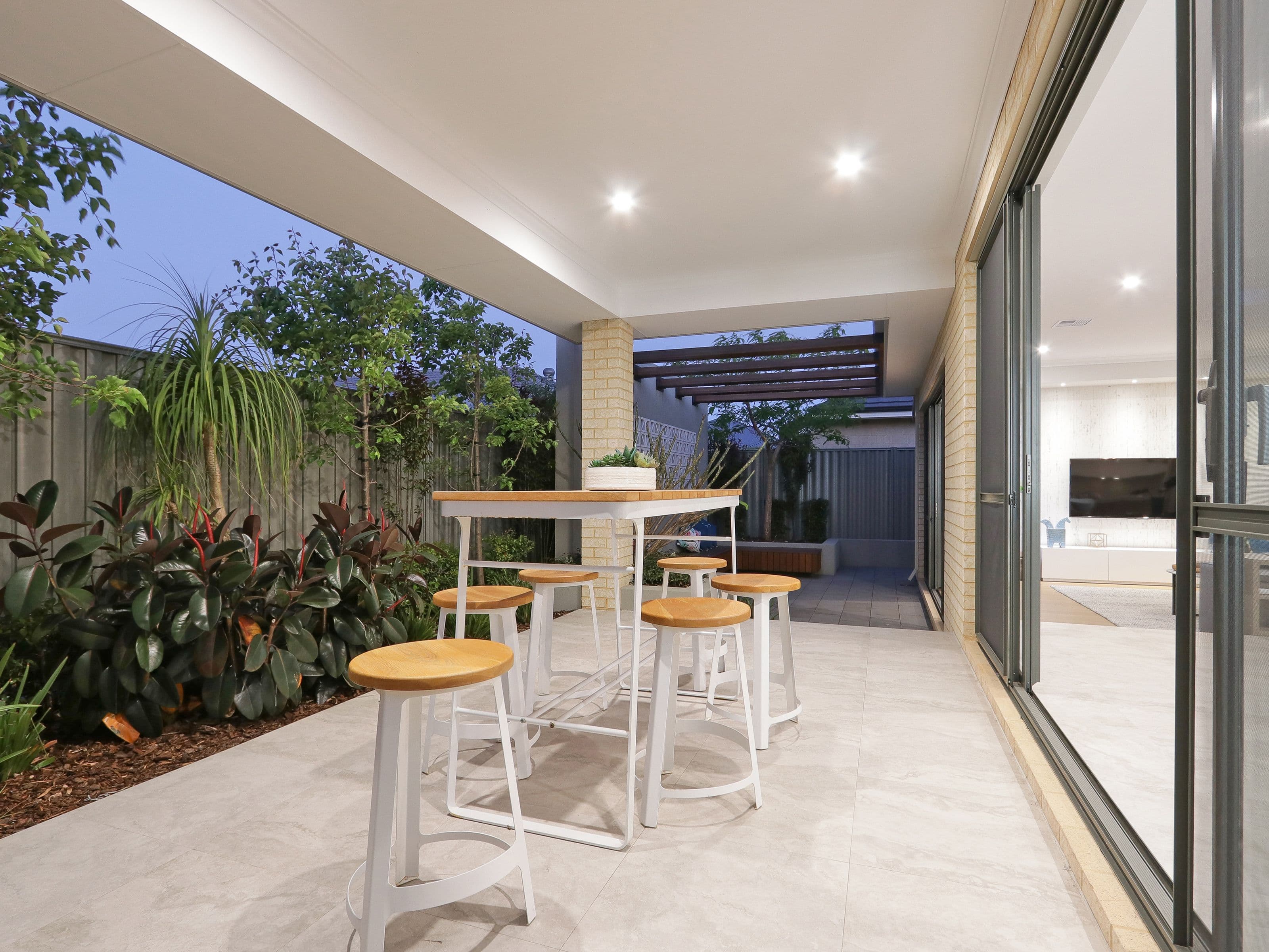 18 Whiteoak Way, Piara Waters WA 6112, Piara Waters - Thumbnail 5