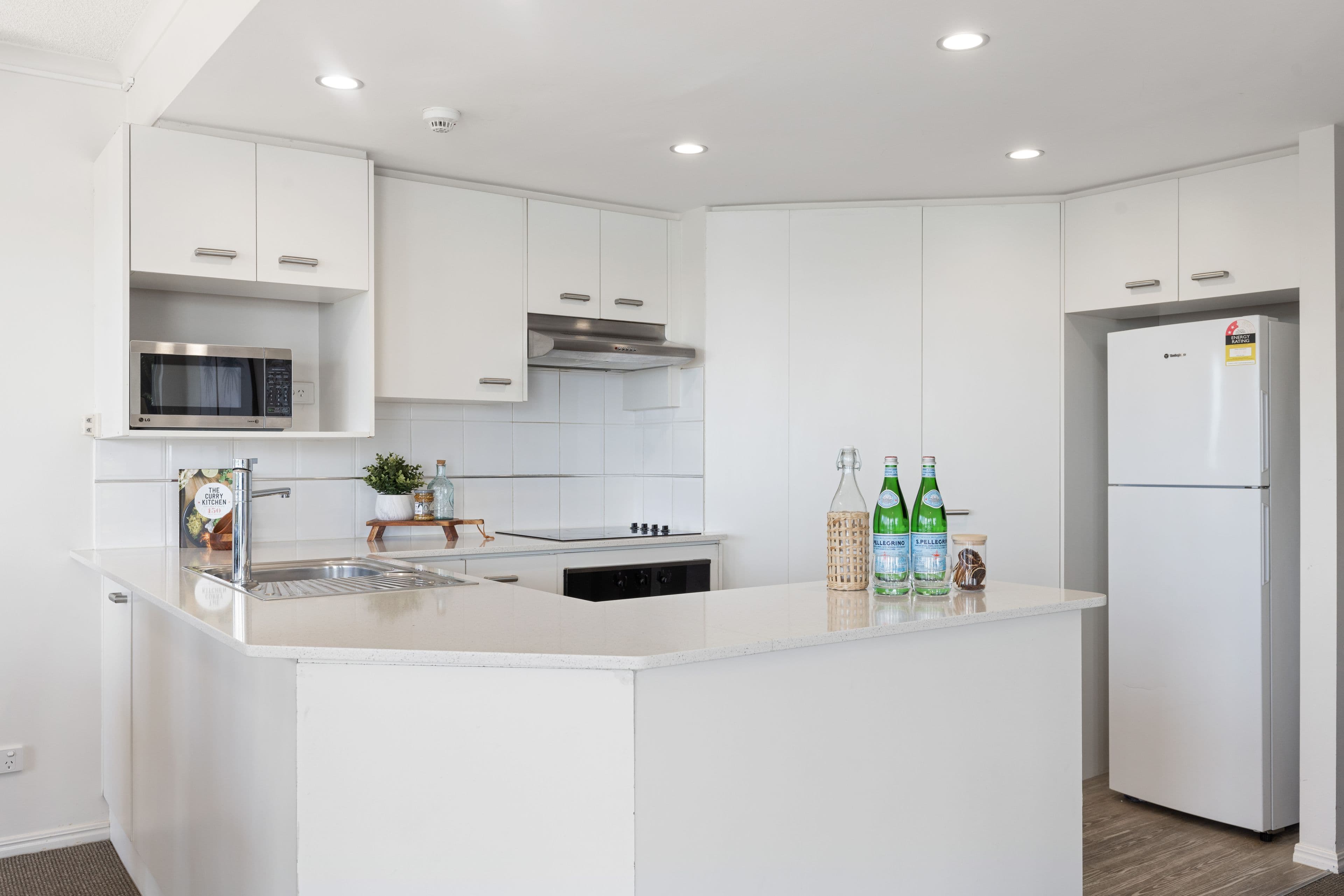 2-4 Picnic Point Esplanade, Maroochydore QLD 4558, Maroochydore - Thumbnail 5
