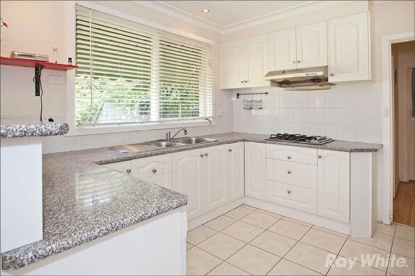 11 Capital Avenue, Glen Waverley VIC 3150, Glen Waverley - Thumbnail 2