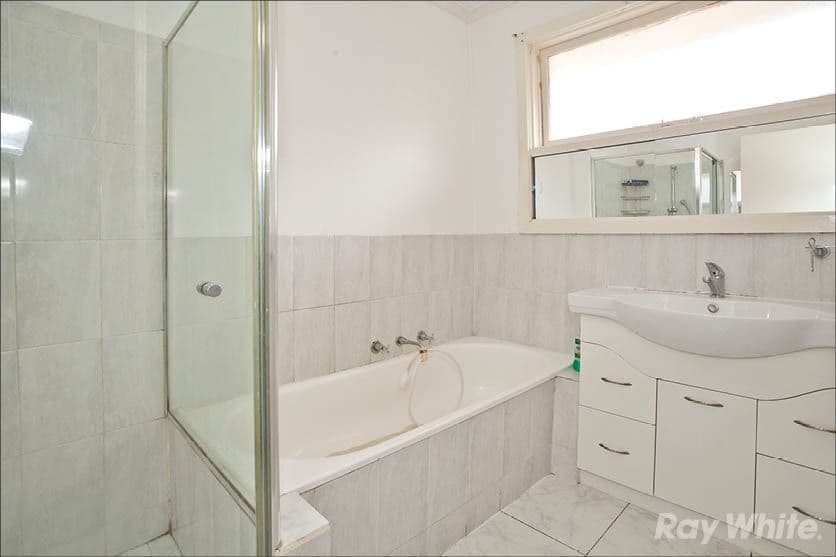 11 Capital Avenue, Glen Waverley VIC 3150, Glen Waverley - Thumbnail 8