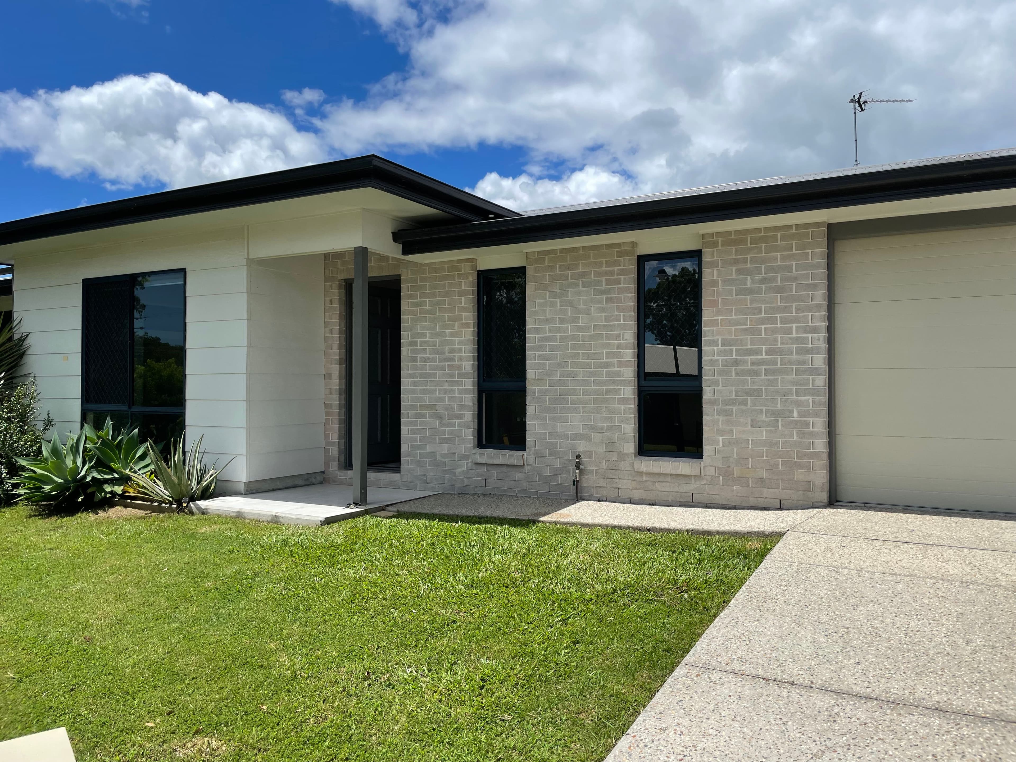 11 Poppy Street, Upper Coomera QLD 4209, Upper Coomera - Image 1