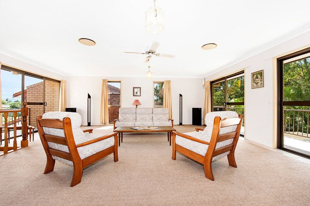 39 Darnel Street, Elanora QLD 4221, Elanora - Thumbnail 3
