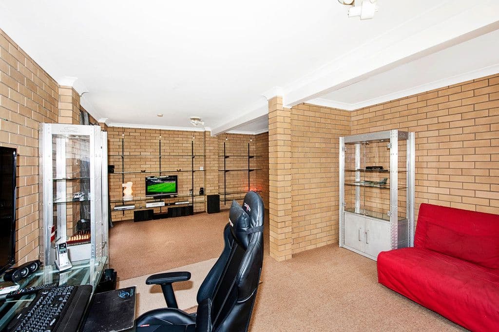 39 Darnel Street, Elanora QLD 4221, Elanora - Thumbnail 6