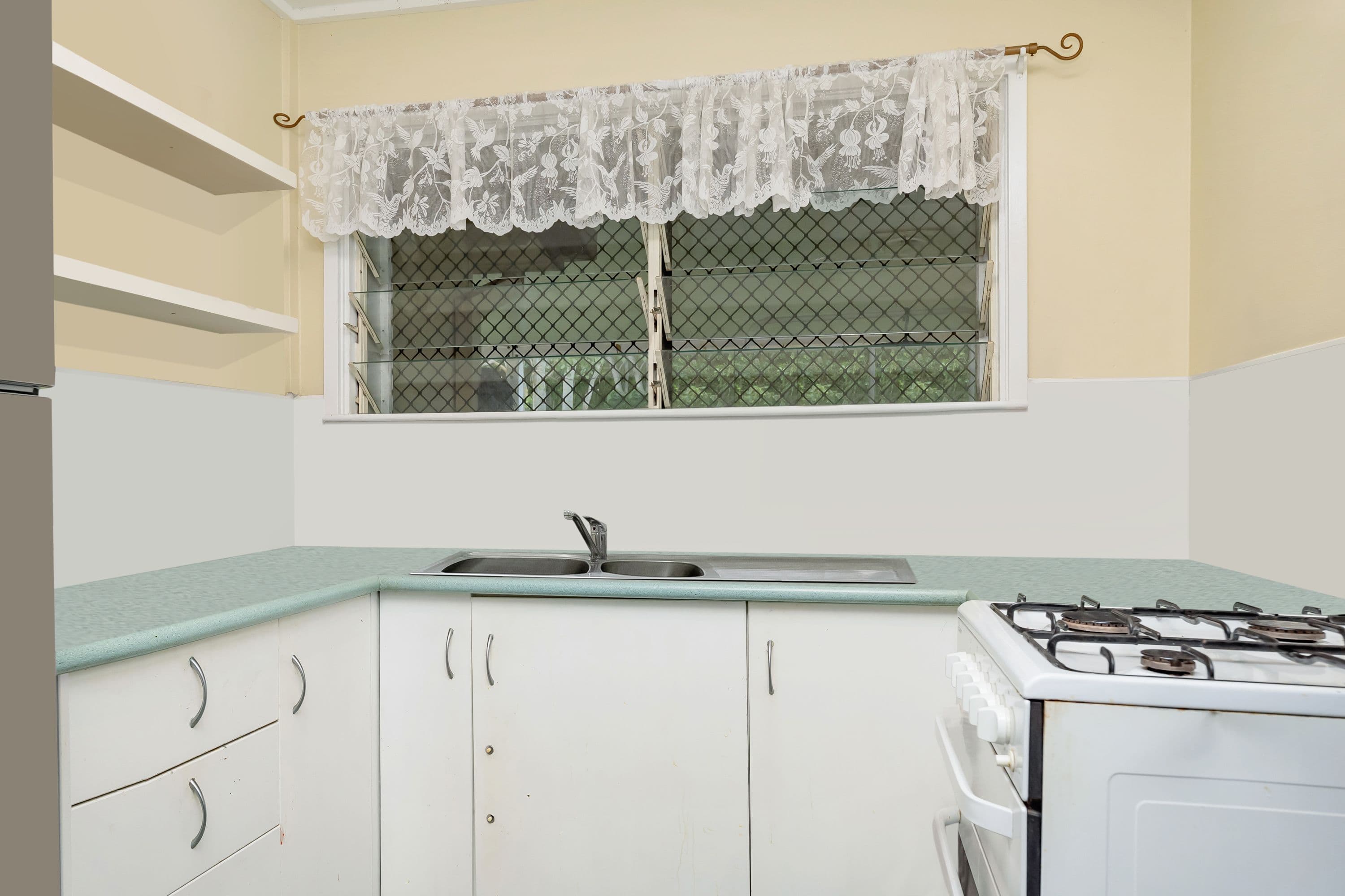 37 Condamine Street, Wulguru QLD 4811, Wulguru - Thumbnail 5