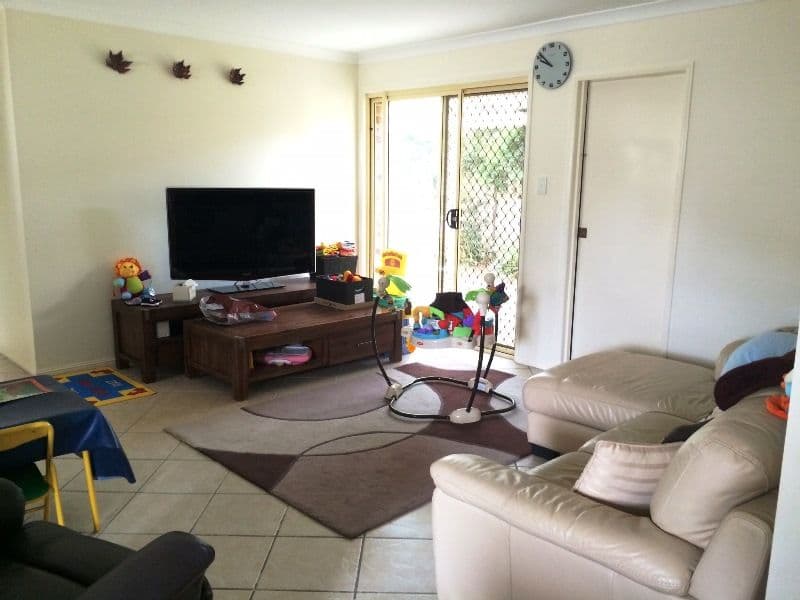 27 Manitoba Place, WAVELL HEIGHTS QLD 4012, Wavell Heights - Thumbnail 2