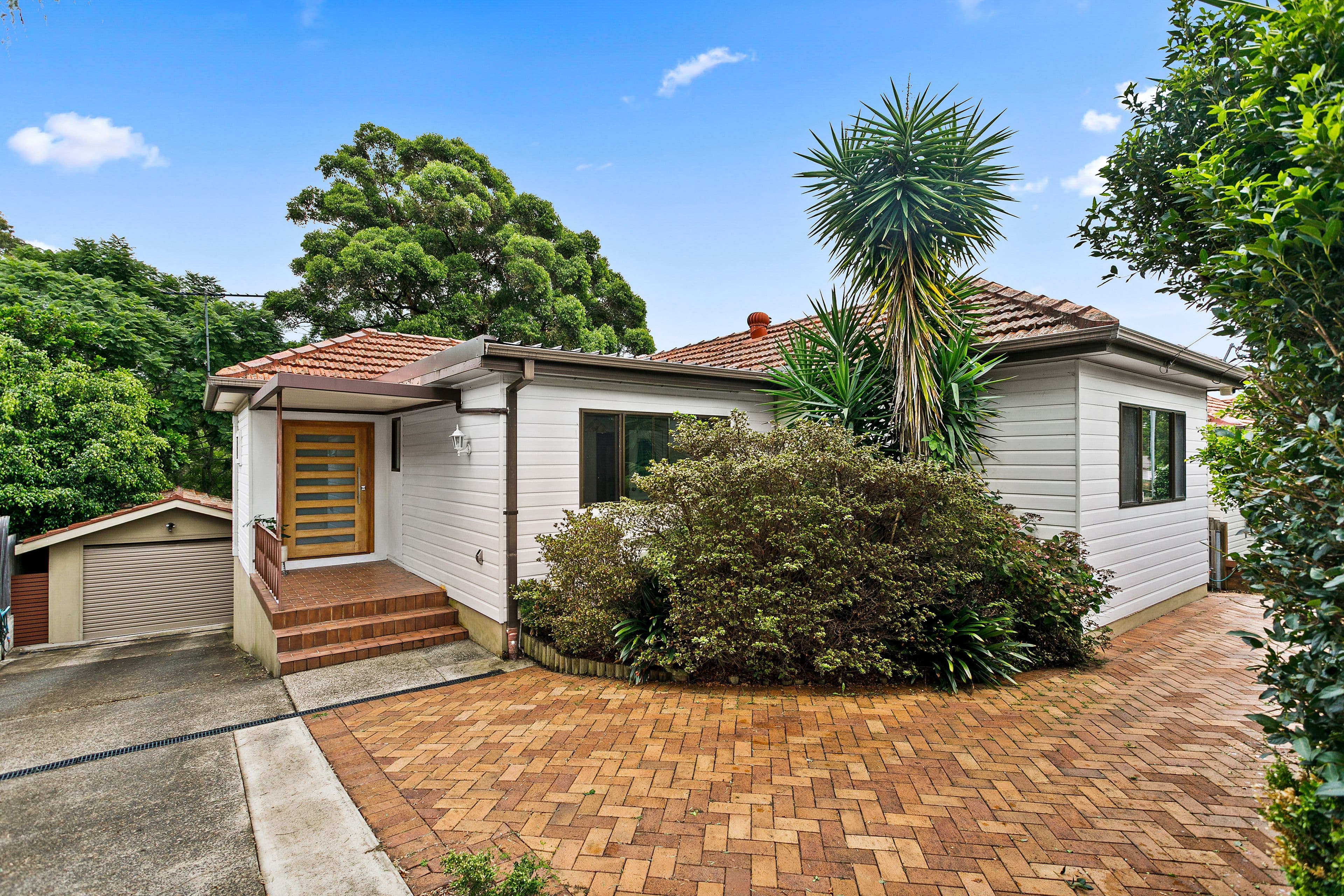 10 Glen Road, Oatley NSW 2223, Oatley - Thumbnail 2