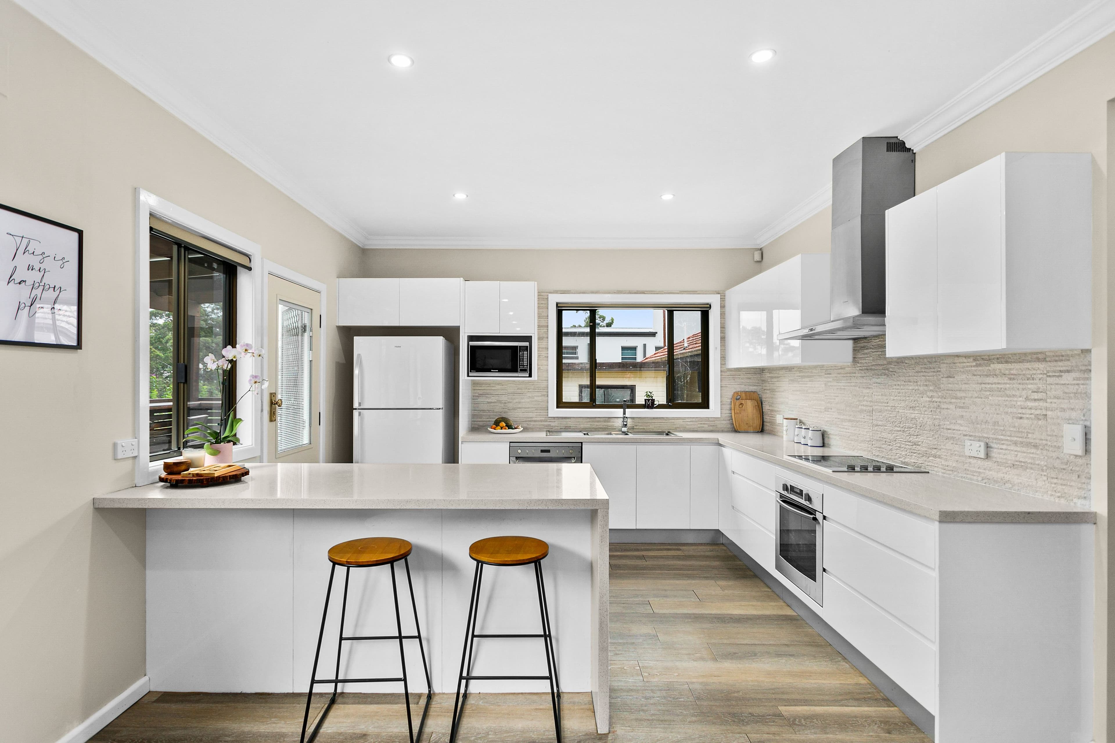 10 Glen Road, Oatley NSW 2223, Oatley - Thumbnail 3