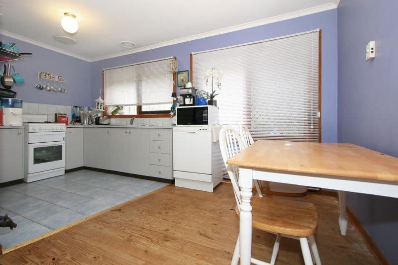64 Grey Street, RINGWOOD EAST VIC 3135, Ringwood East - Thumbnail 2