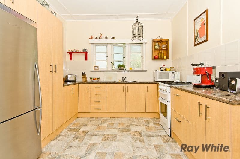 10 Milford Street, ALDERLEY QLD 4051, Alderley - Thumbnail 8