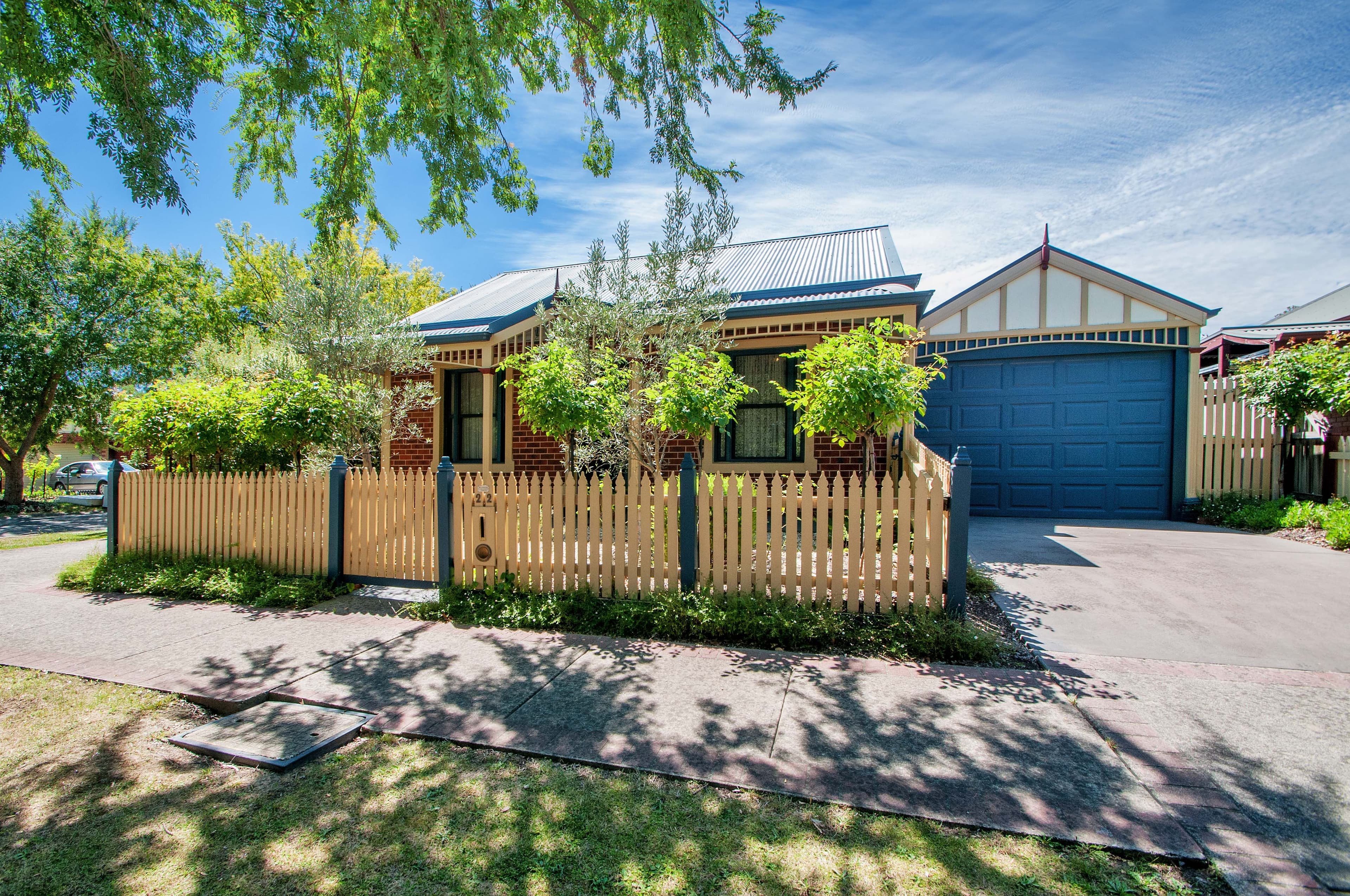 22 CHATSWOOD Grove, Chirnside Park VIC 3116, Chirnside Park - Image 1