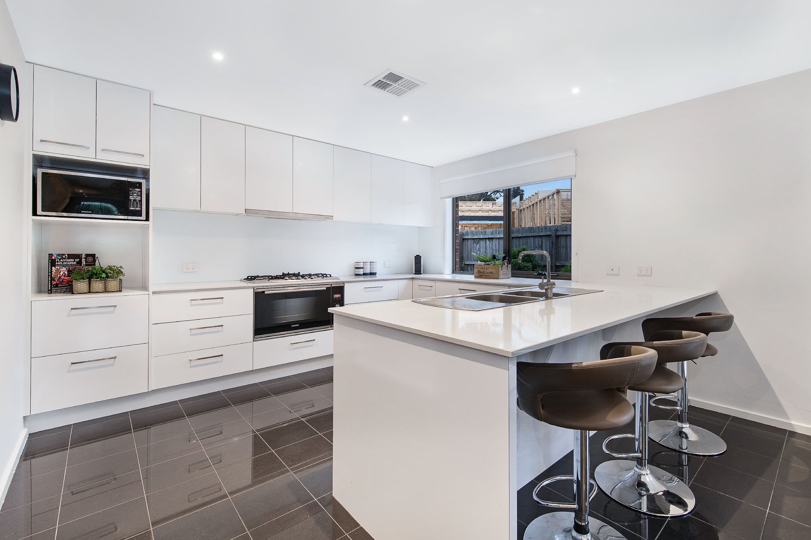 7 Bolton Court, Mulgrave VIC 3170, Mulgrave - Thumbnail 2