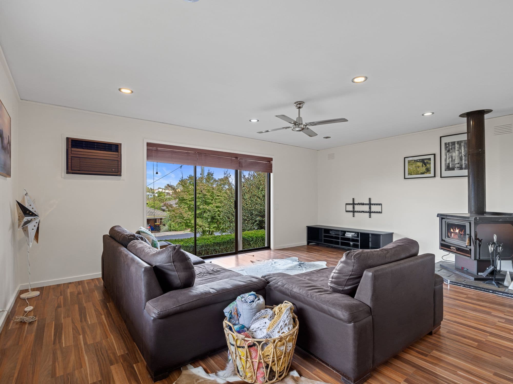 12 Valley View Crescent, Leongatha VIC 3953, Leongatha - Thumbnail 7