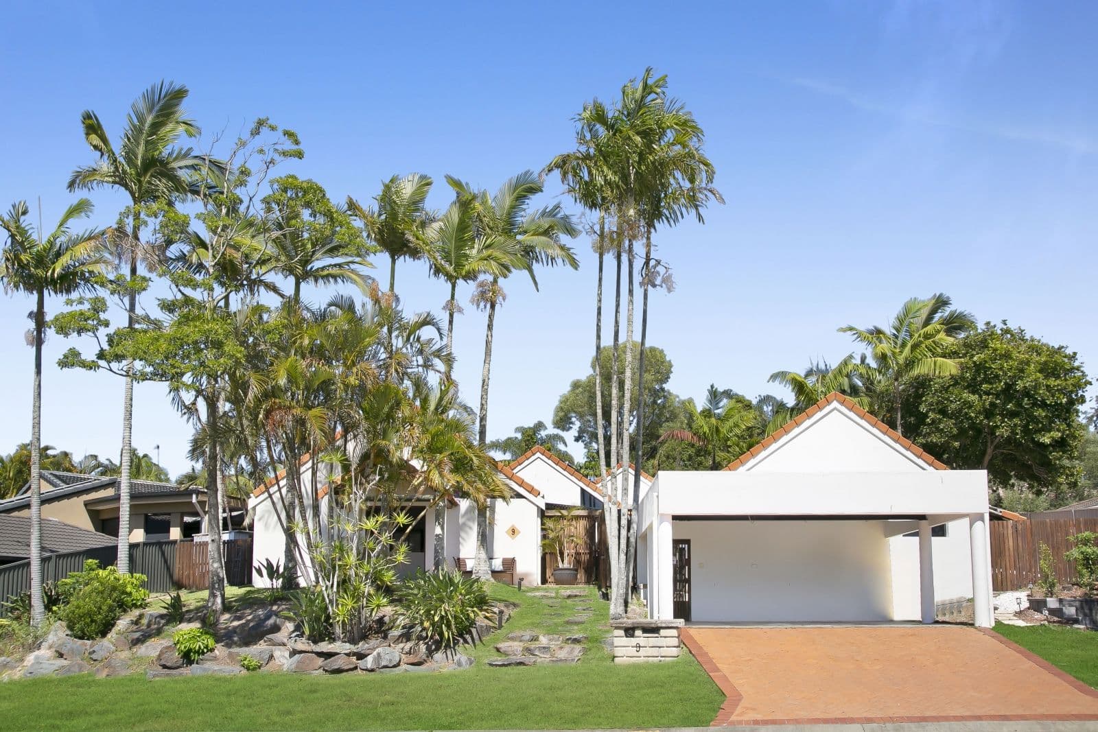 9 Jack Nicklaus Way, Parkwood QLD 4214, Parkwood - Thumbnail 2