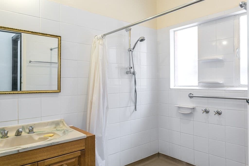8 Southwold Street, ST ALBANS VIC 3021, St Albans - Thumbnail 5