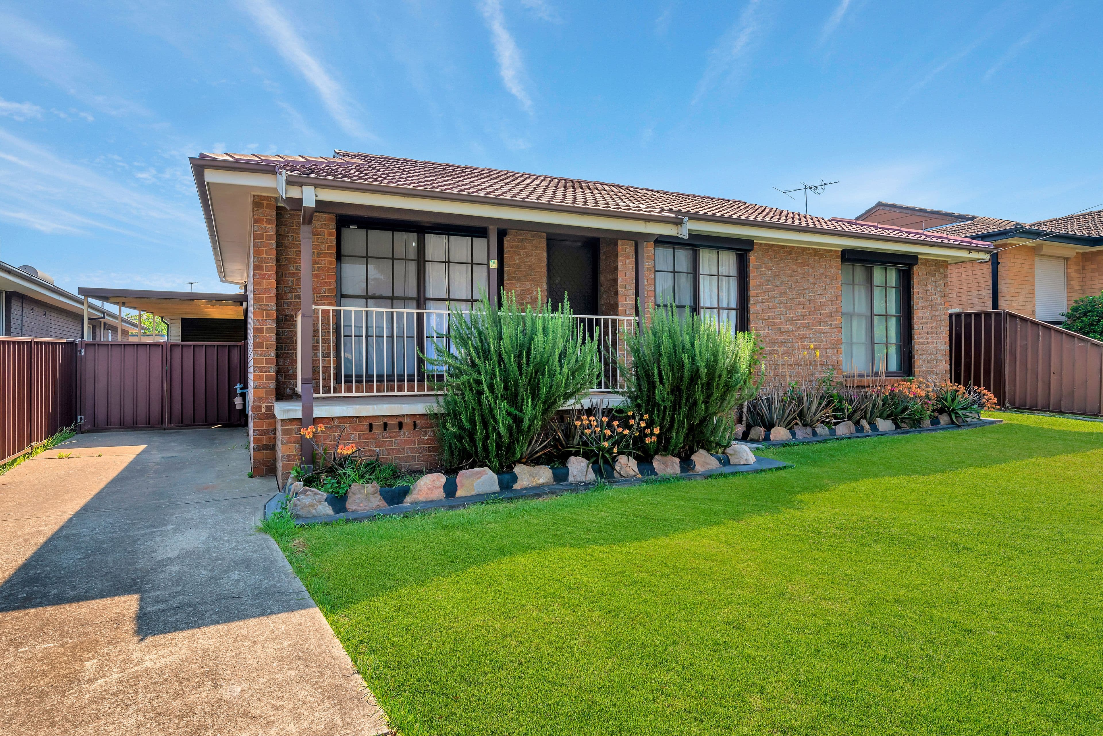117 St Johns Road, Green Valley - Thumbnail 2